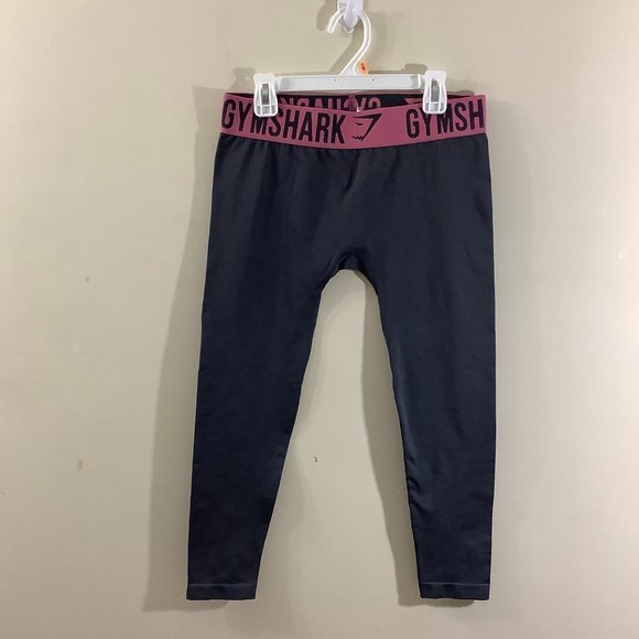 Gymshark Pants - Gymshark Seamless Cropped Leggings